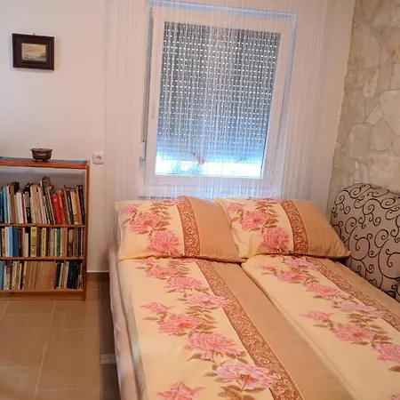 Cseresznyes Балатональмади