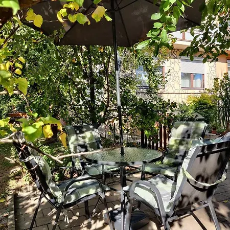 Cseresznyés Apartman Balatonalmádi