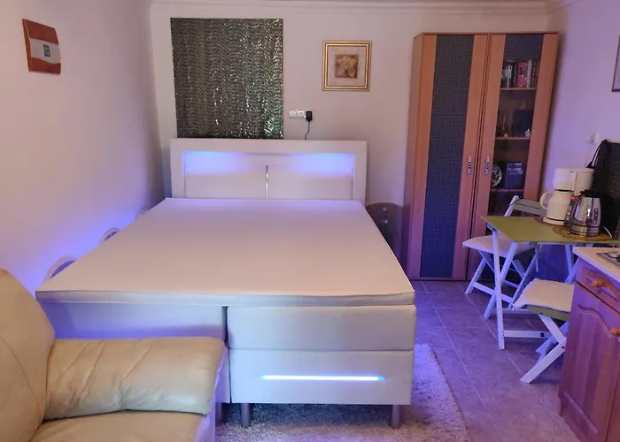 Cseresznyés * Balatonalmádi