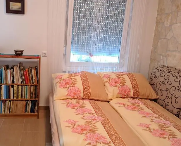 Cseresznyés Balatonalmádi